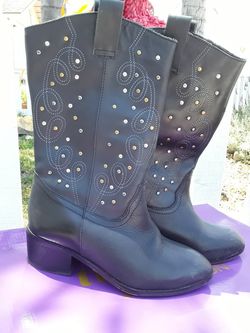 Women's boots