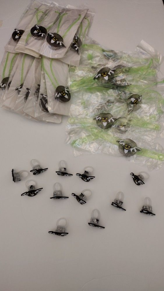 New.Lot 36 PCs Halloween Led Light Rings, Bracelets, Necklaces