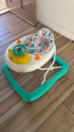 BRIGHT STARS READY TO ROLL LIGHTS & SOUNDS WALKER