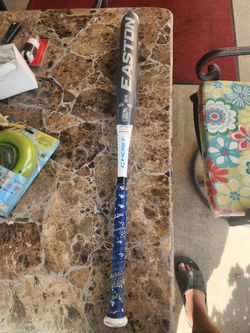 EASTON GHOST FASTPITCH BAT