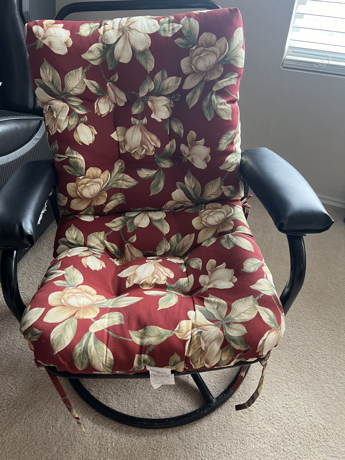 Large Swivels Reclining Chair With Stool