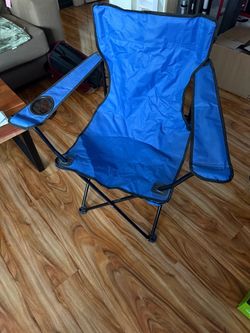 Folding Camp Chair with Cup Holder