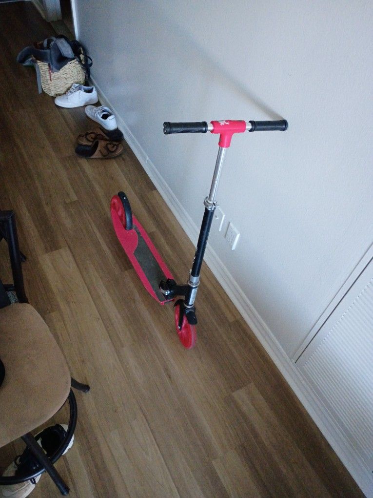 Jetson Hex Scooter 