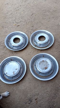 Dodge beauty rings/hub caps