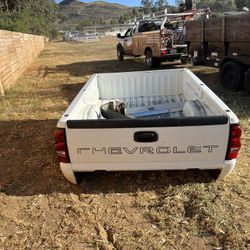 Chevy Silverado 8ft Long Bed
