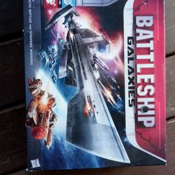 Battleship Galaxies Hasbro Board Game 