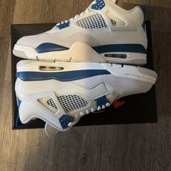 Jordan 4 Military Blue 