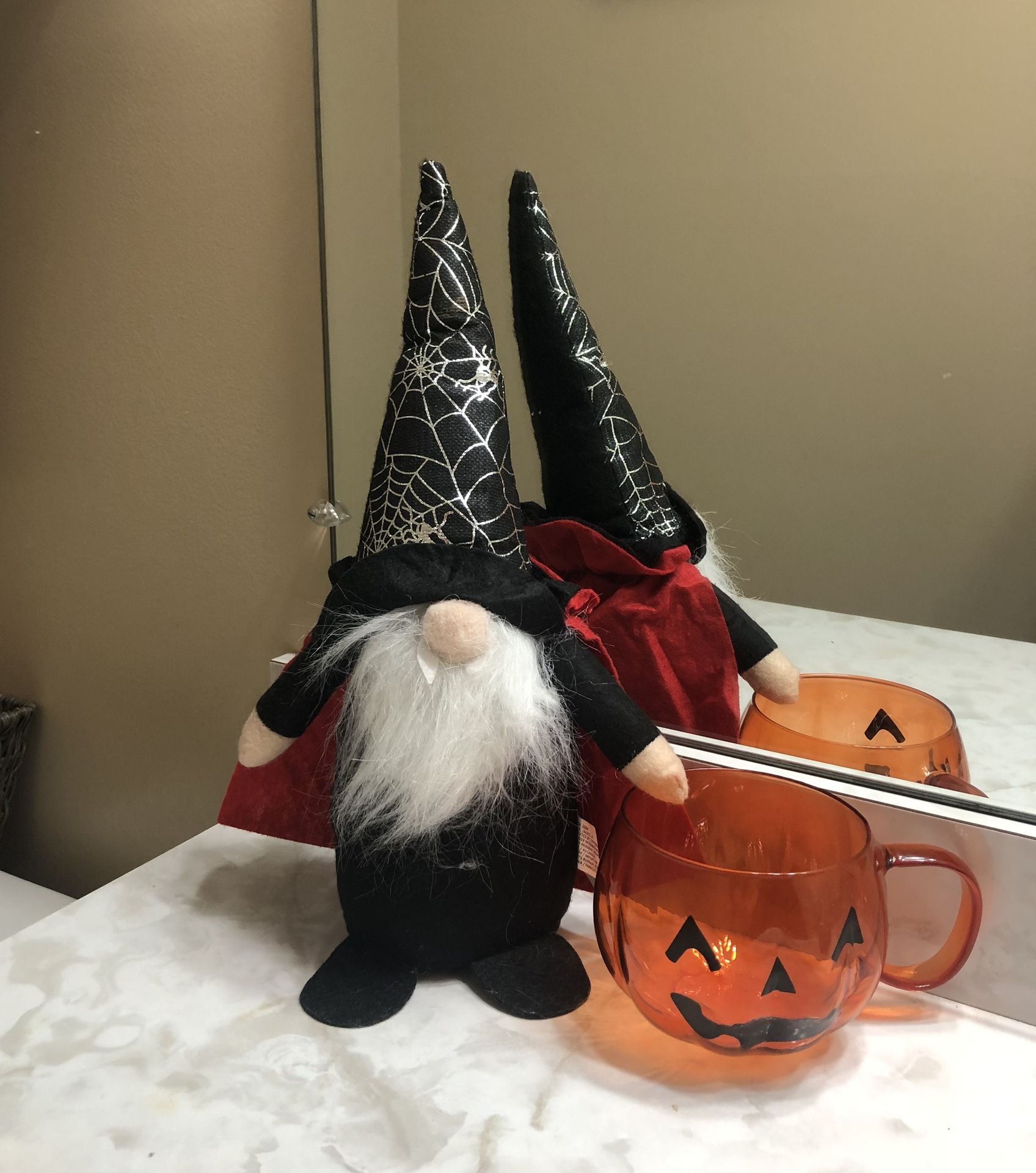 14” Halloween Gnome Figurine with Witch/Wizard Hat & Cape