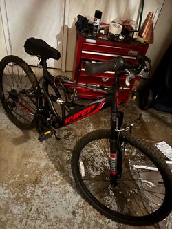 Walmart bike 24”