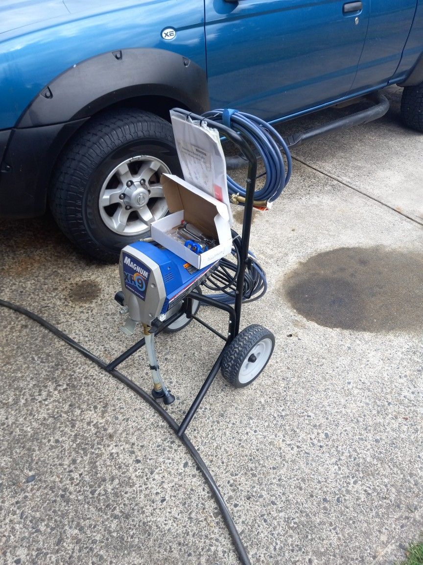 Graco Magnum XR9 Airless Paint Set W/ New Hose and New Gun Set