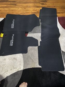 Toyota Tundra TRD    -  PRO  Carpet  Floor  Mats.