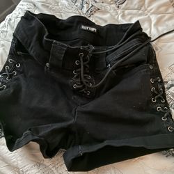 Hot Topic Girl Shorts 