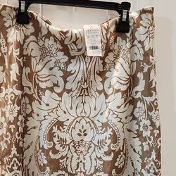 Pretty New York Skirt