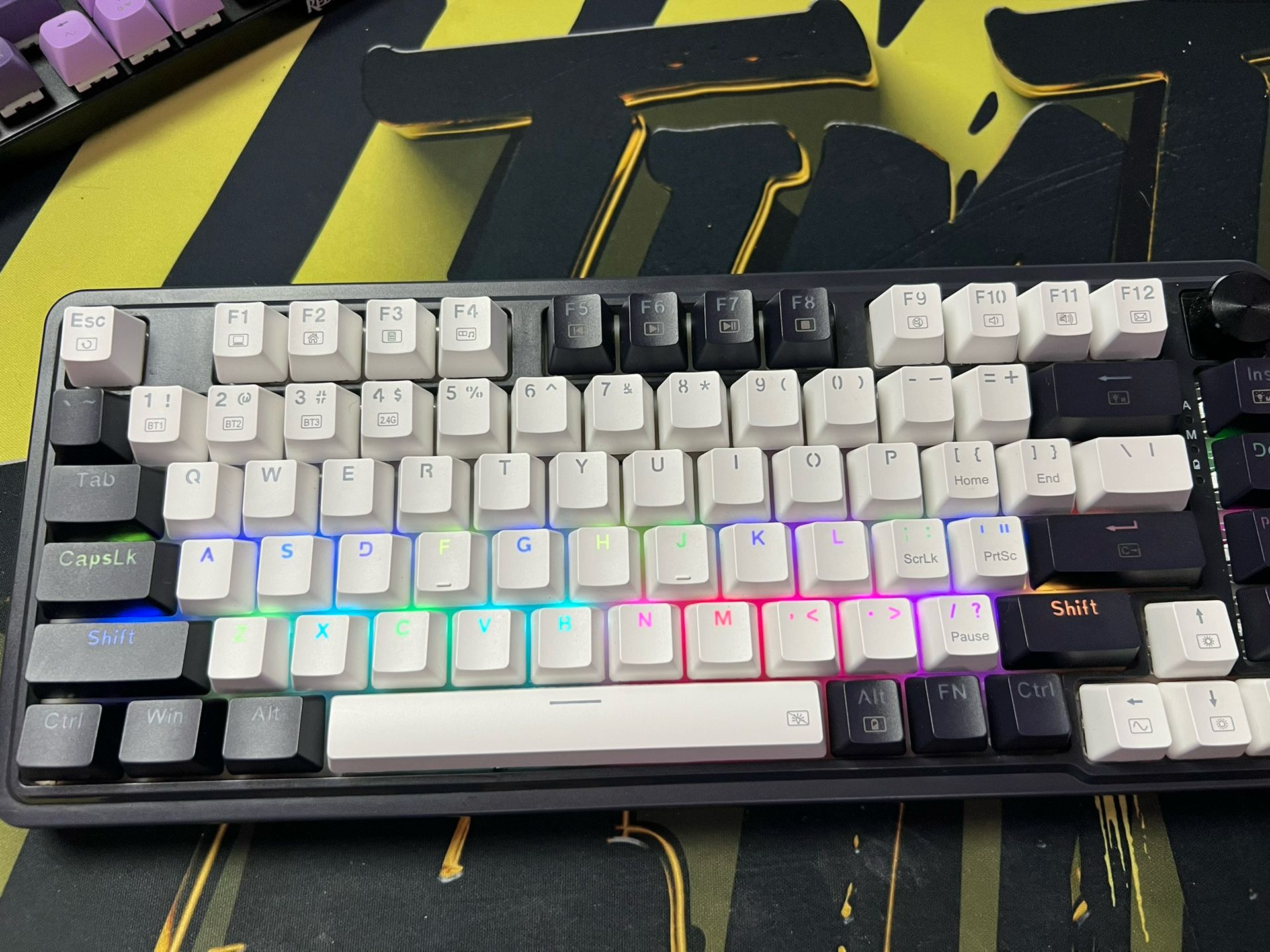 Redragon K673 Pro 75% Wireless keyboard