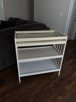 Changing table