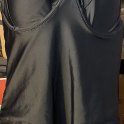 Ladies Xl One Piece Black Swimsuit, Push Up Underwire And Back Cutout
