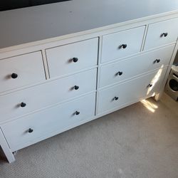 White 8-Drawer Dresser