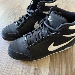 Nike Air Prestige IV black & white sz 11
