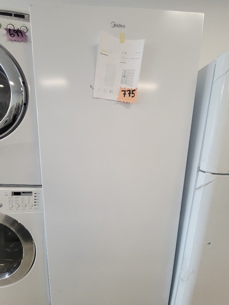 Midea Upright Freezer New Scratch And Dents With 6month's Warranty for