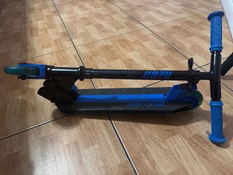 Neon Vector Kids Kick Scooter Blue
