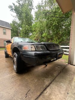 2011 Ford Crown Victoria parts