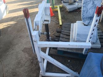 Pick up truck hoist cranes