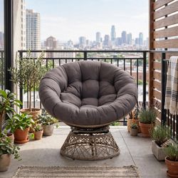 Papasan Swivel Chair with Tufted Cushion
