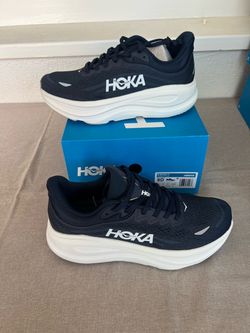 HOKA Bondi 9 — Men’s 9D / Women’s 10.5