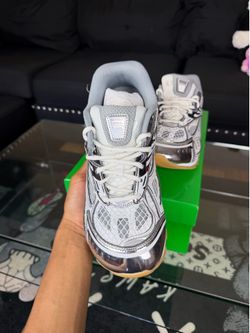 Bottega Veneta White Silver Size 9(43)