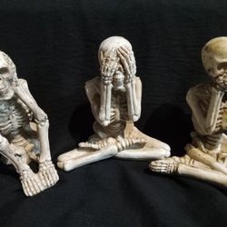 Hear No Evil, See No Evil, Speak No Evil Skeletons 
