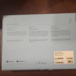 Microsoft surface pro copilot + PC 13” Oled snapdragon X elite 16gb 512gb 11th edition 