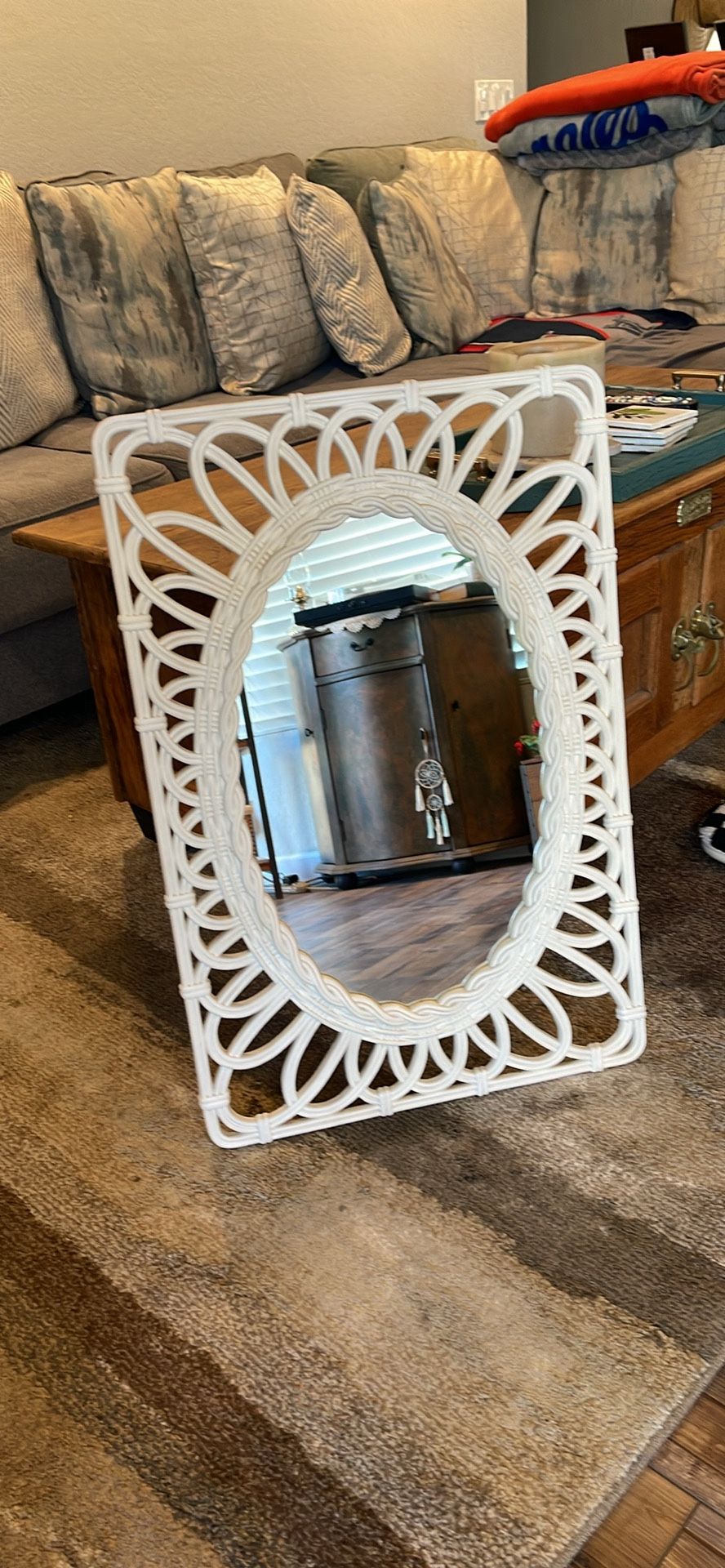 Vintage Syroco Mirror 1977 #2363/ USA/ Large Ivory Mirror