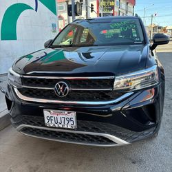 Volks Wagon Taos
