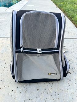 Pet carrier back pack
