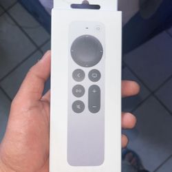 Siri Remote 
