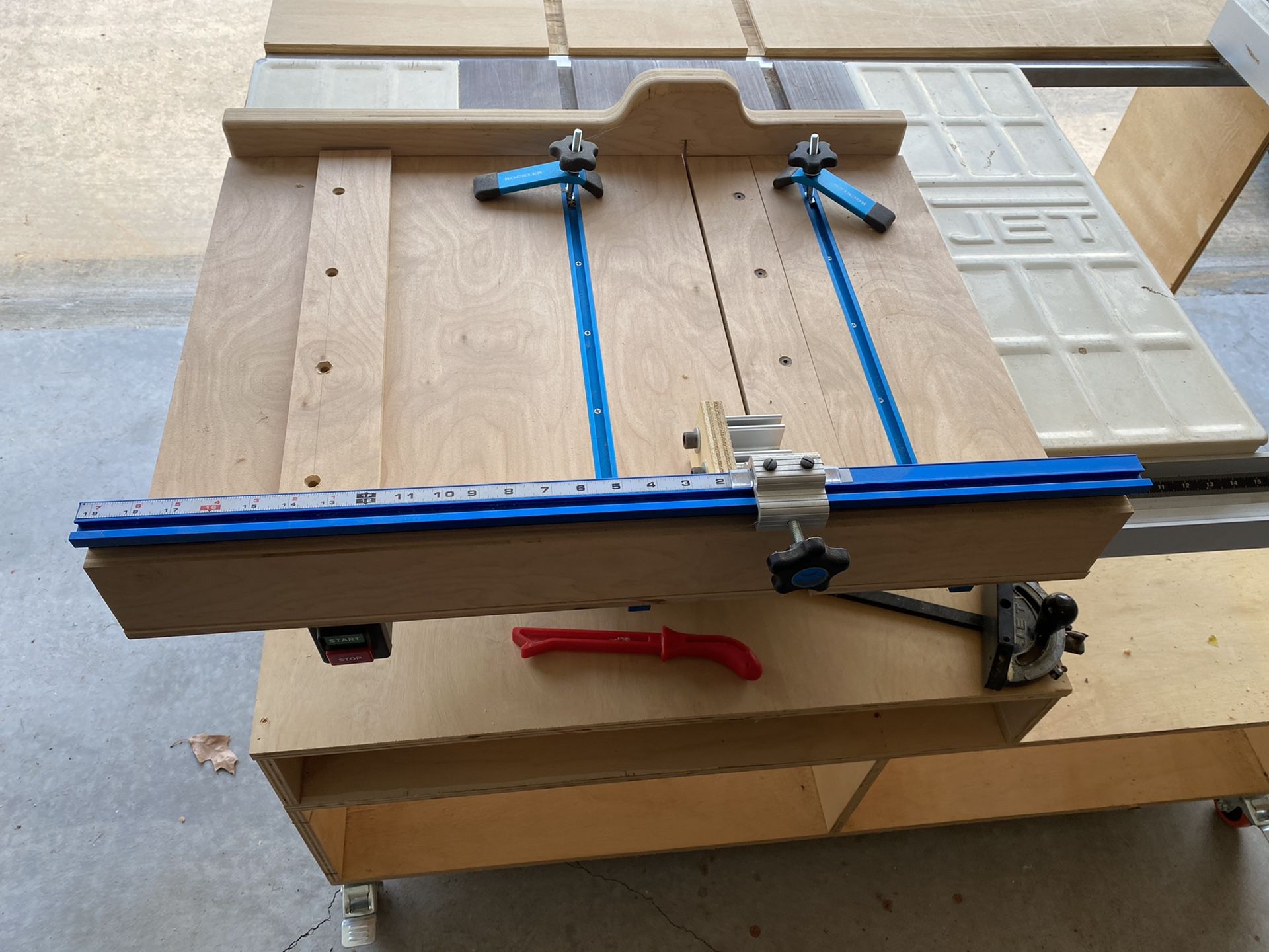 Jet 10” JWTS10 table saw with mobile base and cross cut sled for Sale