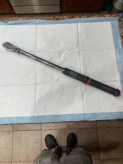 Snap On 1/2” Electronic Torque Wrench with Angle