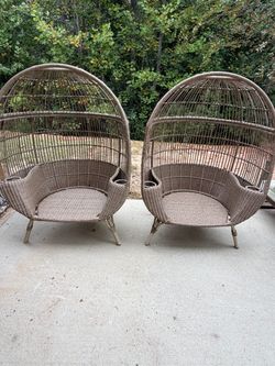 Wicker Egg chairs