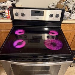 Nice Stove Stainless Steel Only 350$ Everything Work Good 