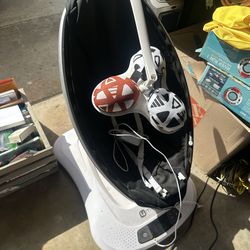 4Moms Mamaroo