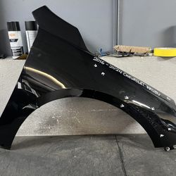 2016-2017-2018-2019-2020-2021-2022-2023-2024 CHEVROLET MALIBU RIGHT FENDER OEM USED #9420