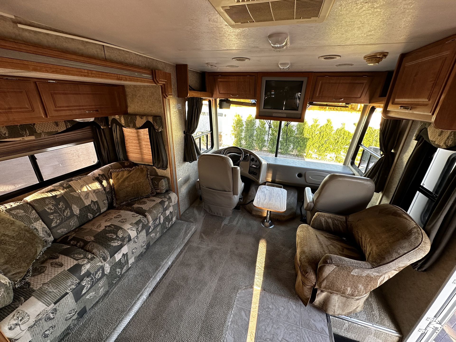 2007 Coachmen Miranda 350