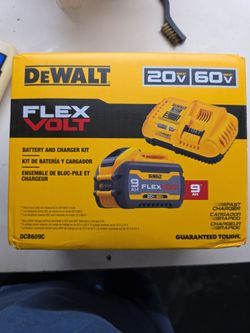 Dewalt 9ah flexvolt with charger