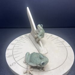 sundial - with frogs - home garden decor - 8" round / resin