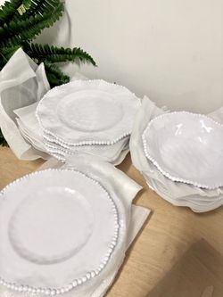 New White Beaded Melamine Dinnerware Set, 18 piece Plates and Bowl Set Perlette kitchen dishes