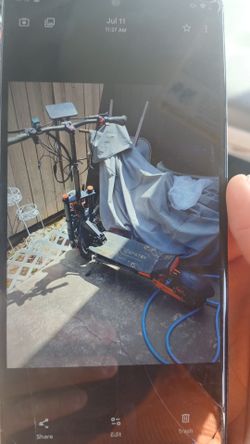Electric scooter