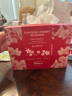 Gift set 3 pieces brand new hand cream