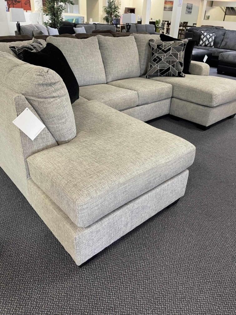 AP🎉 Great Double Chaise Sectional Couch// Fast Delivery & Financing Available