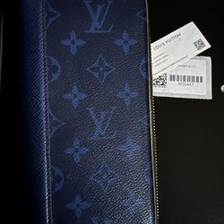 Louis Vuitton Blue Wallet 