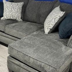 Truckload *Furniture* Sale In Stock 50 down*limited supplies* will sell out

We have a wide variety of Living Room FT!  

Only $50 Down Take Ho